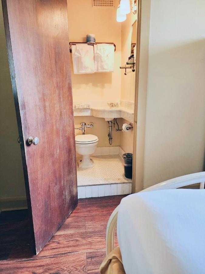 The Faust Hotel 3*